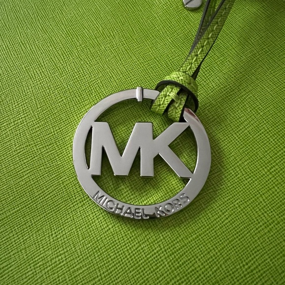 Rare Retied Michael Kors Sutton - Picture 11 of 11